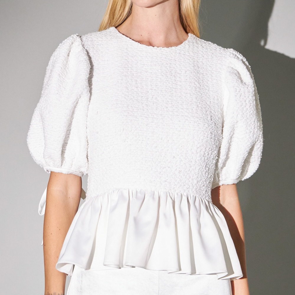 English Factory White Textured Puff Sleeve Blouse Medium NWT